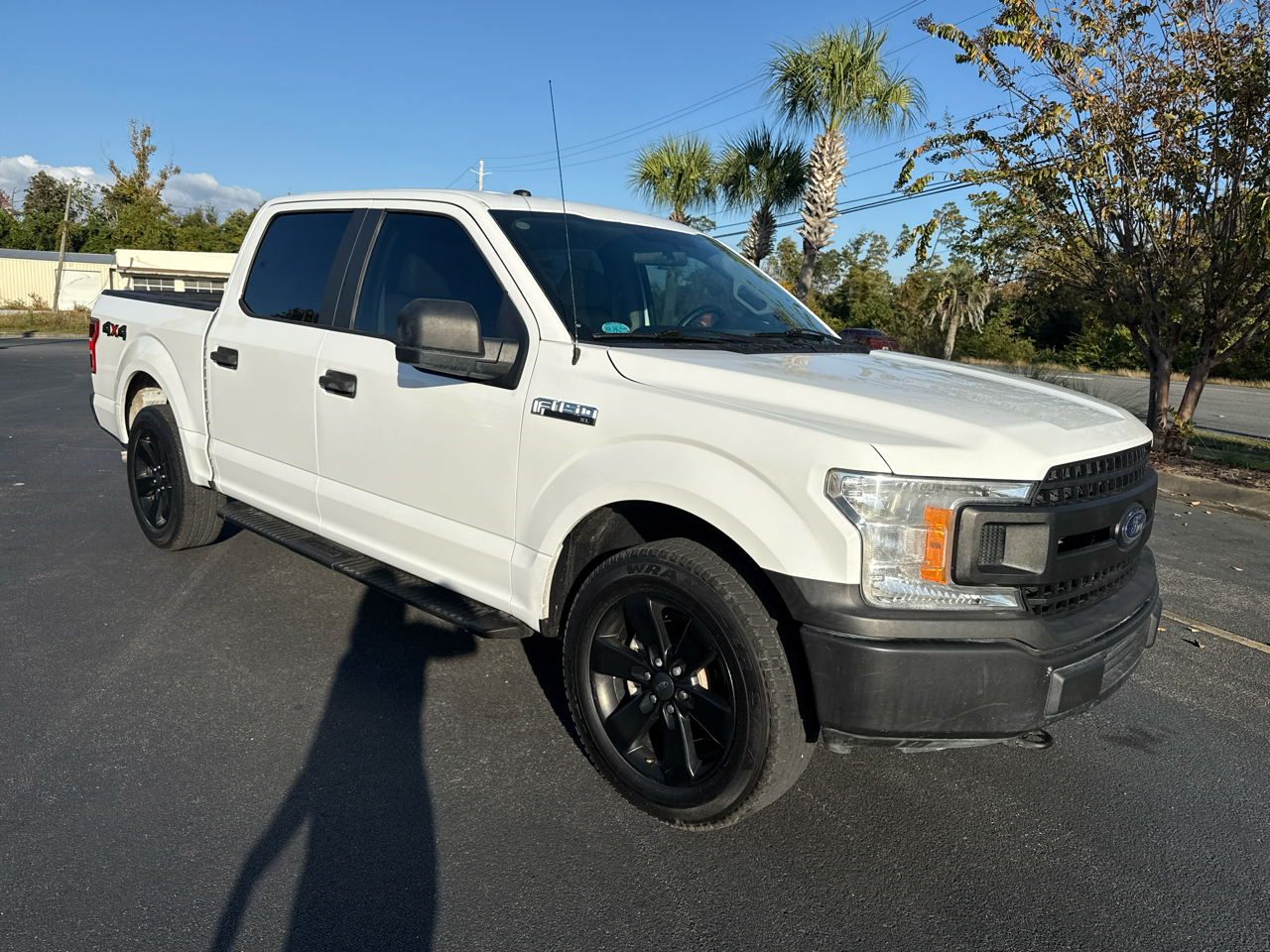 2018 Ford F-150 4WD SuperCrew 139" XL