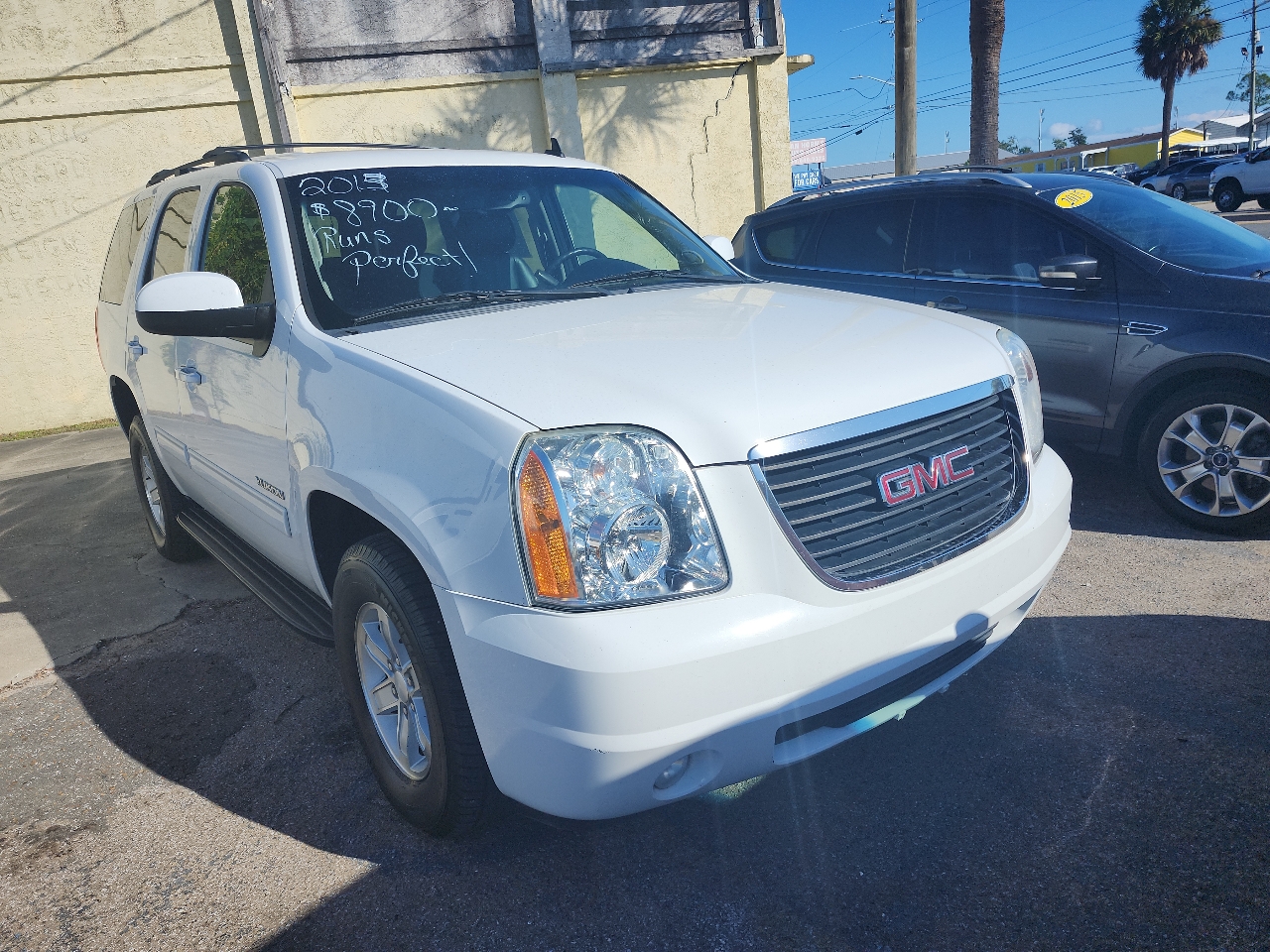 GMC Yukon 2WD 4dr 1500 SLE 2013