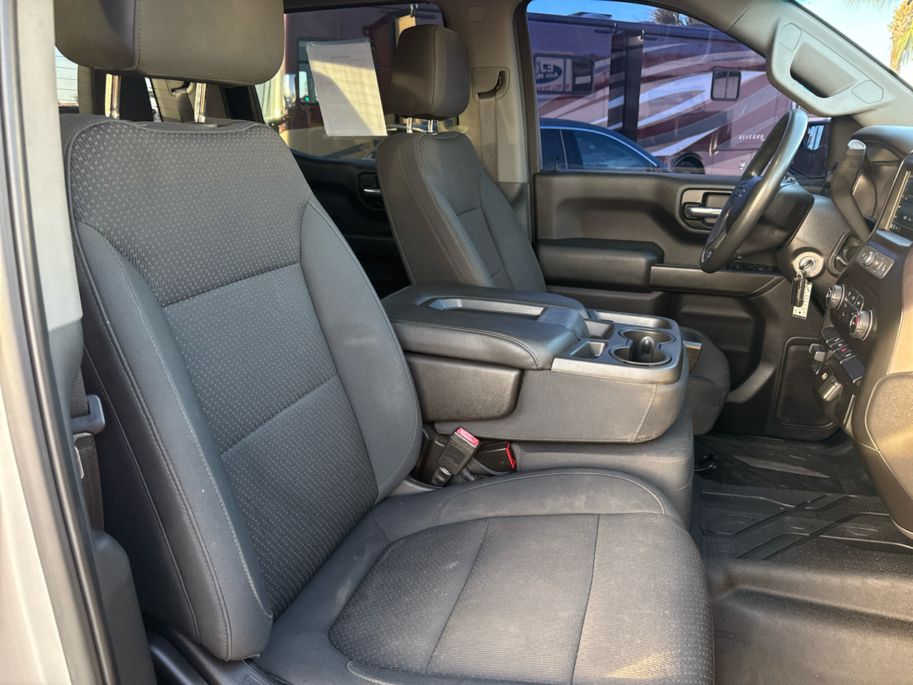 Chevrolet Silverado 1500 4WD Crew Cab 147" Custom Trail Boss 2019