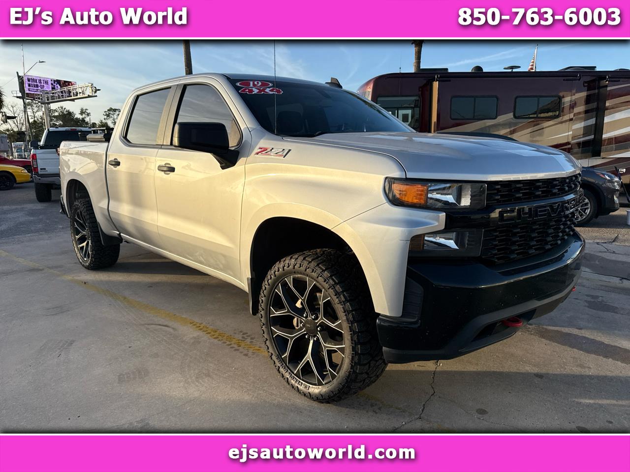 2019 Chevrolet Silverado 1500 4WD Crew Cab 147" Custom Trail Boss