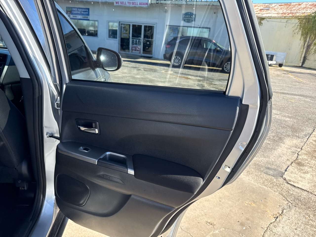 Mitsubishi Outlander Sport ES 2.0 CVT 2018