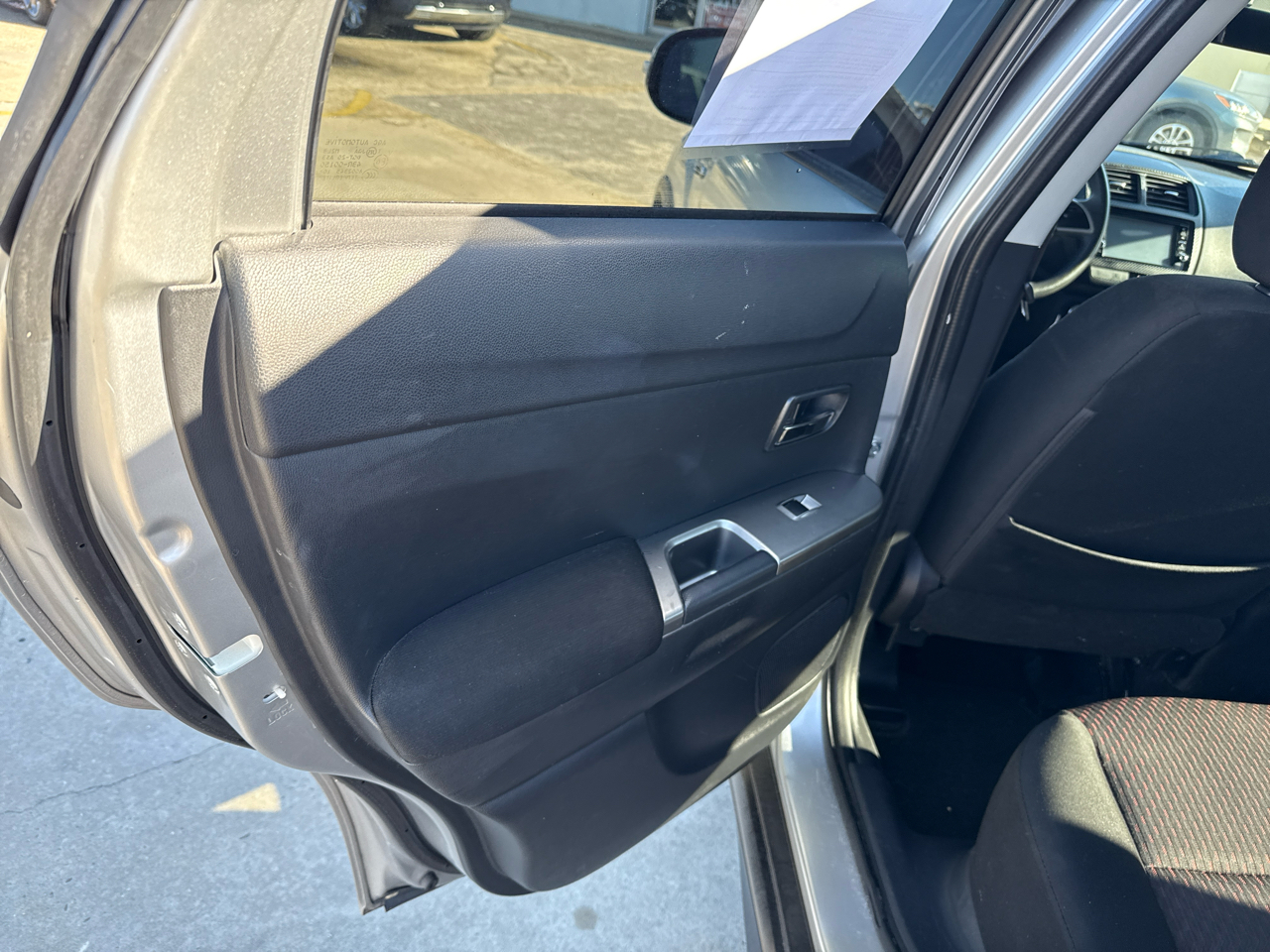 Mitsubishi Outlander Sport ES 2.0 CVT 2018