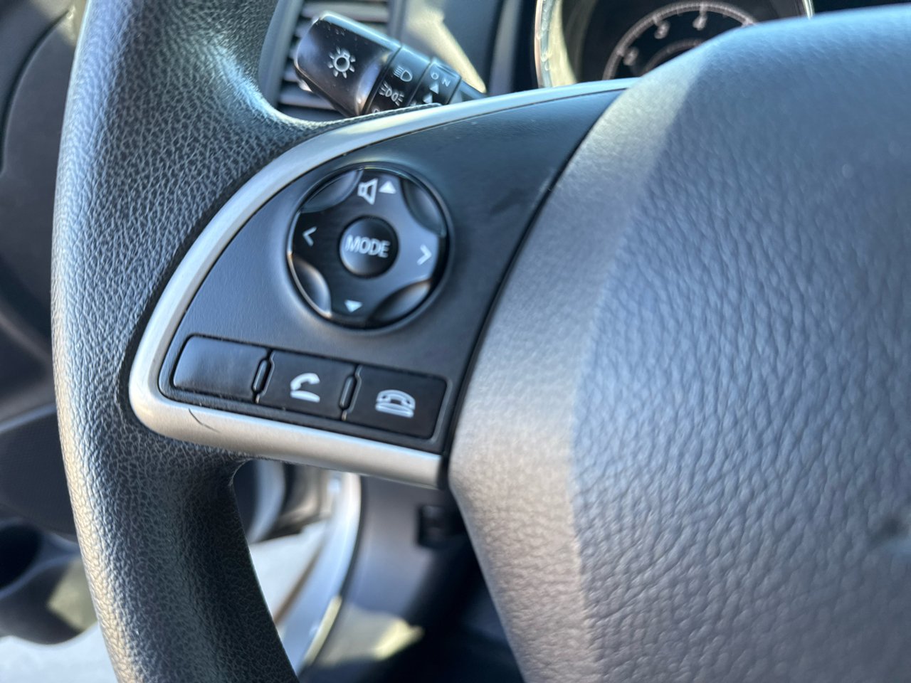 Mitsubishi Outlander Sport ES 2.0 CVT 2018