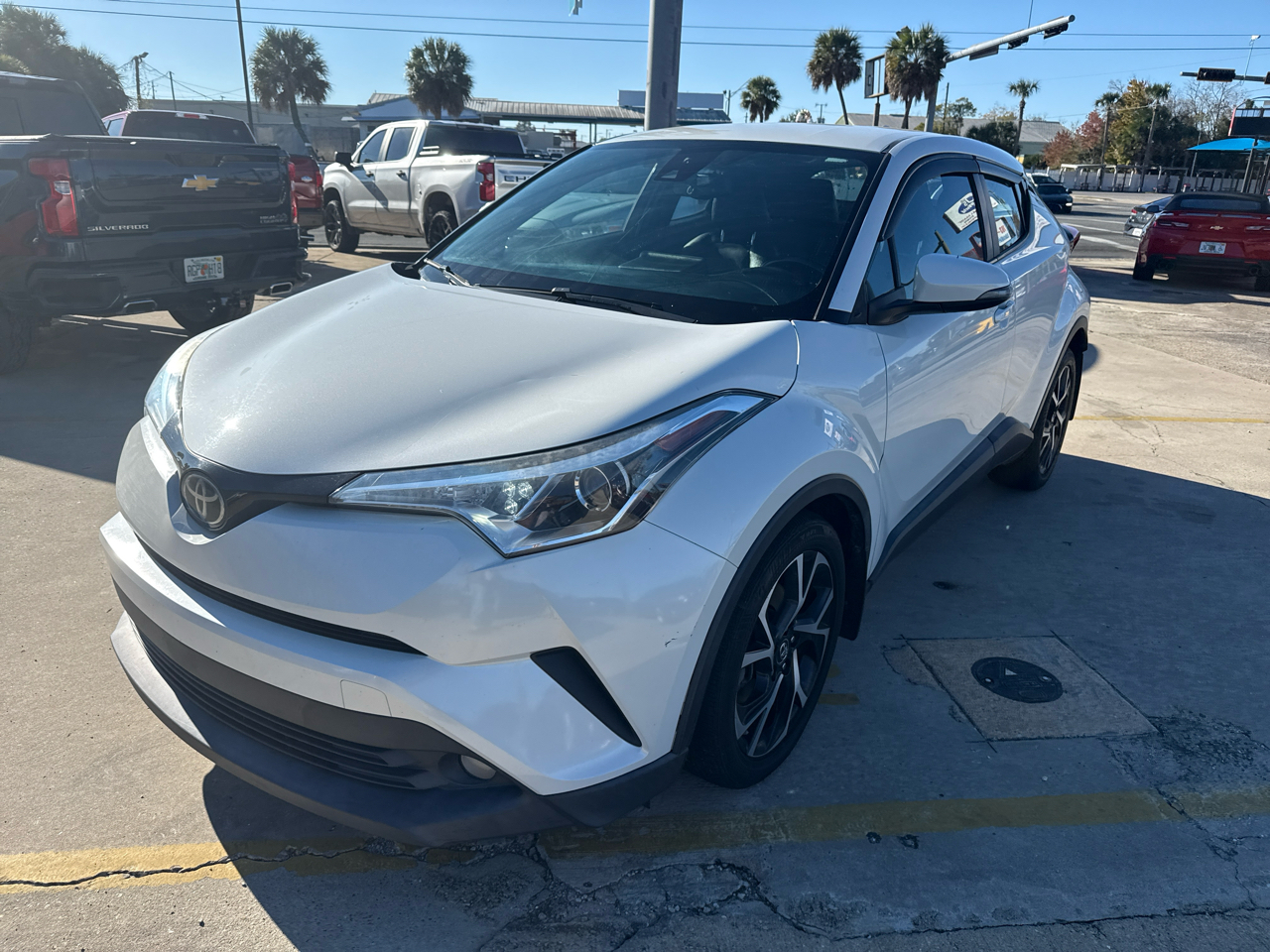 Toyota C-HR XLE FWD (Natl) 2018