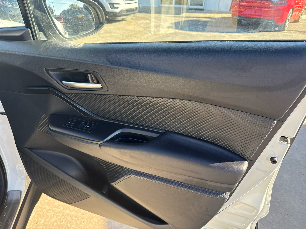 Toyota C-HR XLE FWD (Natl) 2018