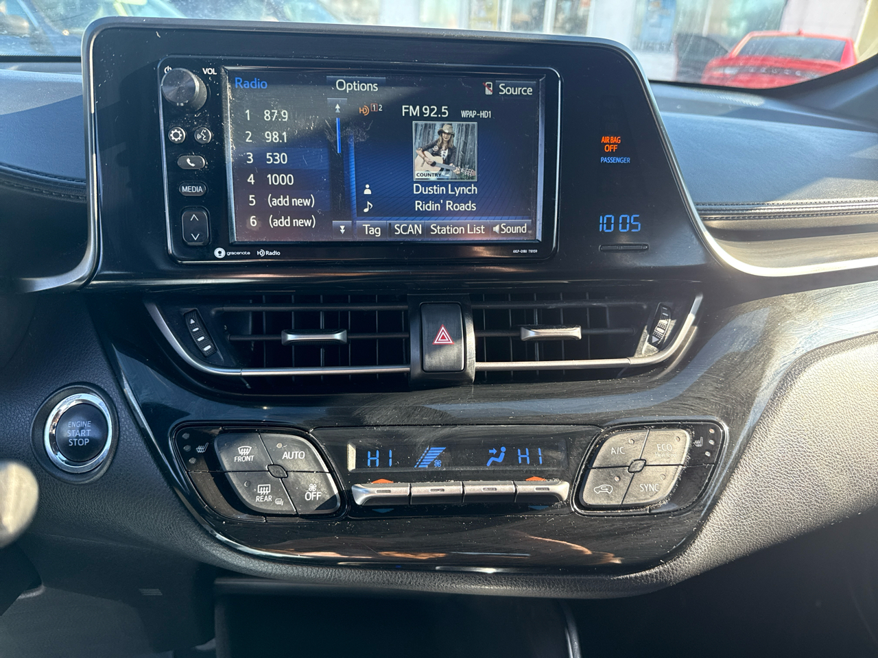 Toyota C-HR XLE FWD (Natl) 2018