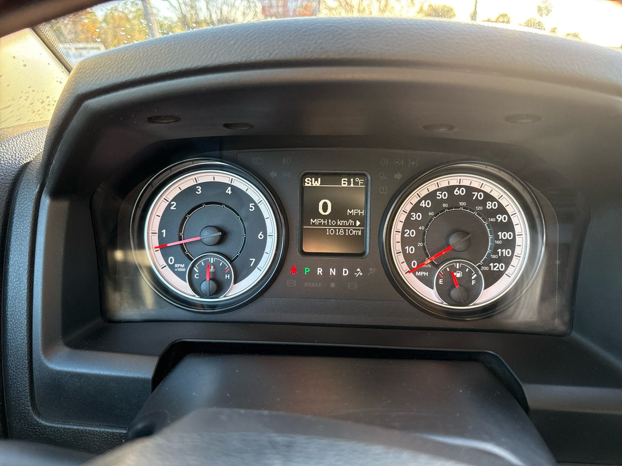 RAM 1500 Classic Tradesman 4x4 Crew Cab 6'4" Box 2022