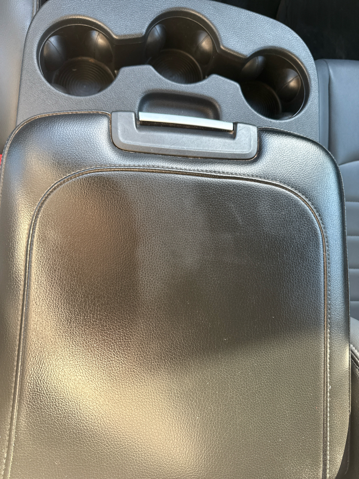 RAM 1500 Classic Tradesman 4x4 Crew Cab 6'4" Box 2022