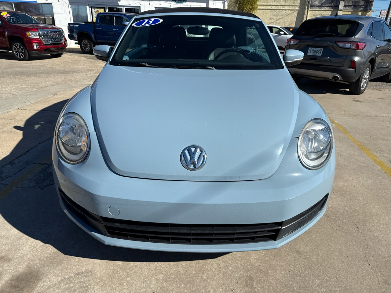 Volkswagen Beetle Convertible 2dr Auto 2.5L 2013