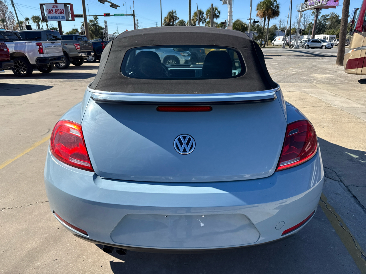 Volkswagen Beetle Convertible 2dr Auto 2.5L 2013