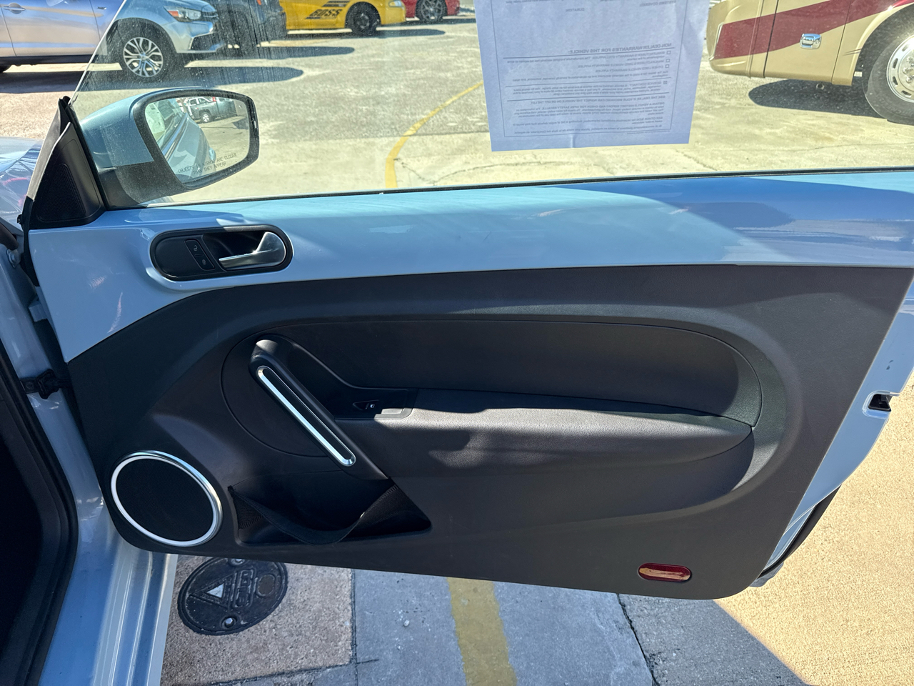 Volkswagen Beetle Convertible 2dr Auto 2.5L 2013