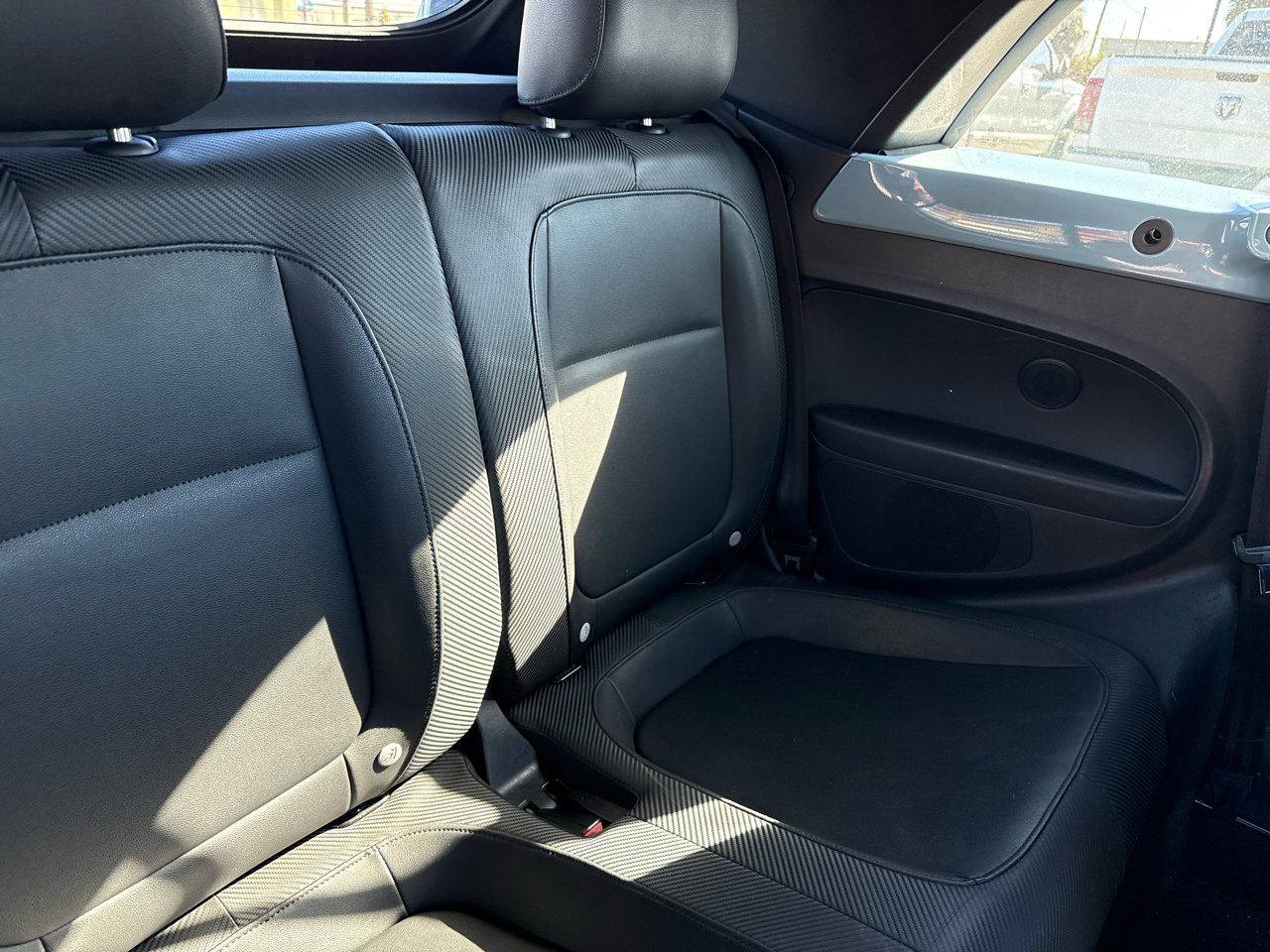 Volkswagen Beetle Convertible 2dr Auto 2.5L 2013