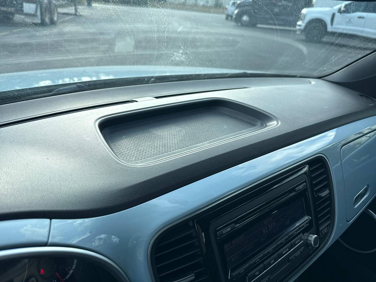 Volkswagen Beetle Convertible 2dr Auto 2.5L 2013