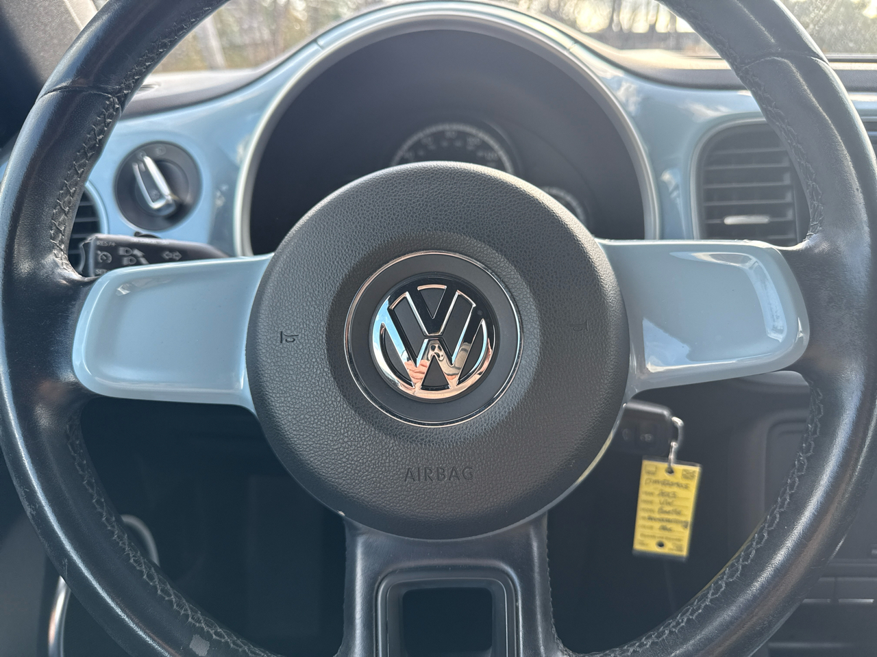 Volkswagen Beetle Convertible 2dr Auto 2.5L 2013