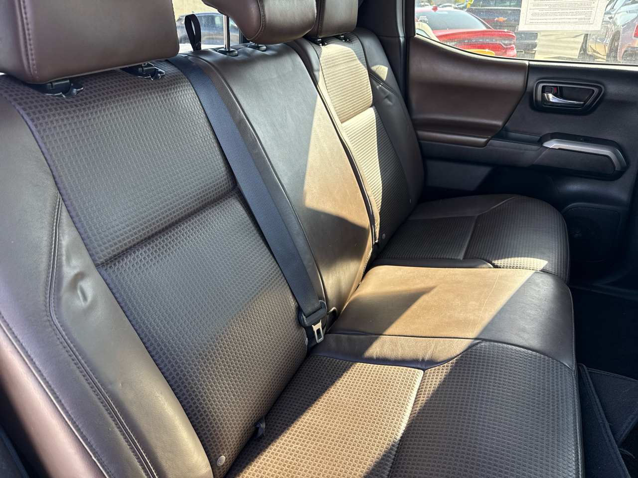 Toyota Tacoma 4WD Double Cab V6 AT Limited (Natl) 2016