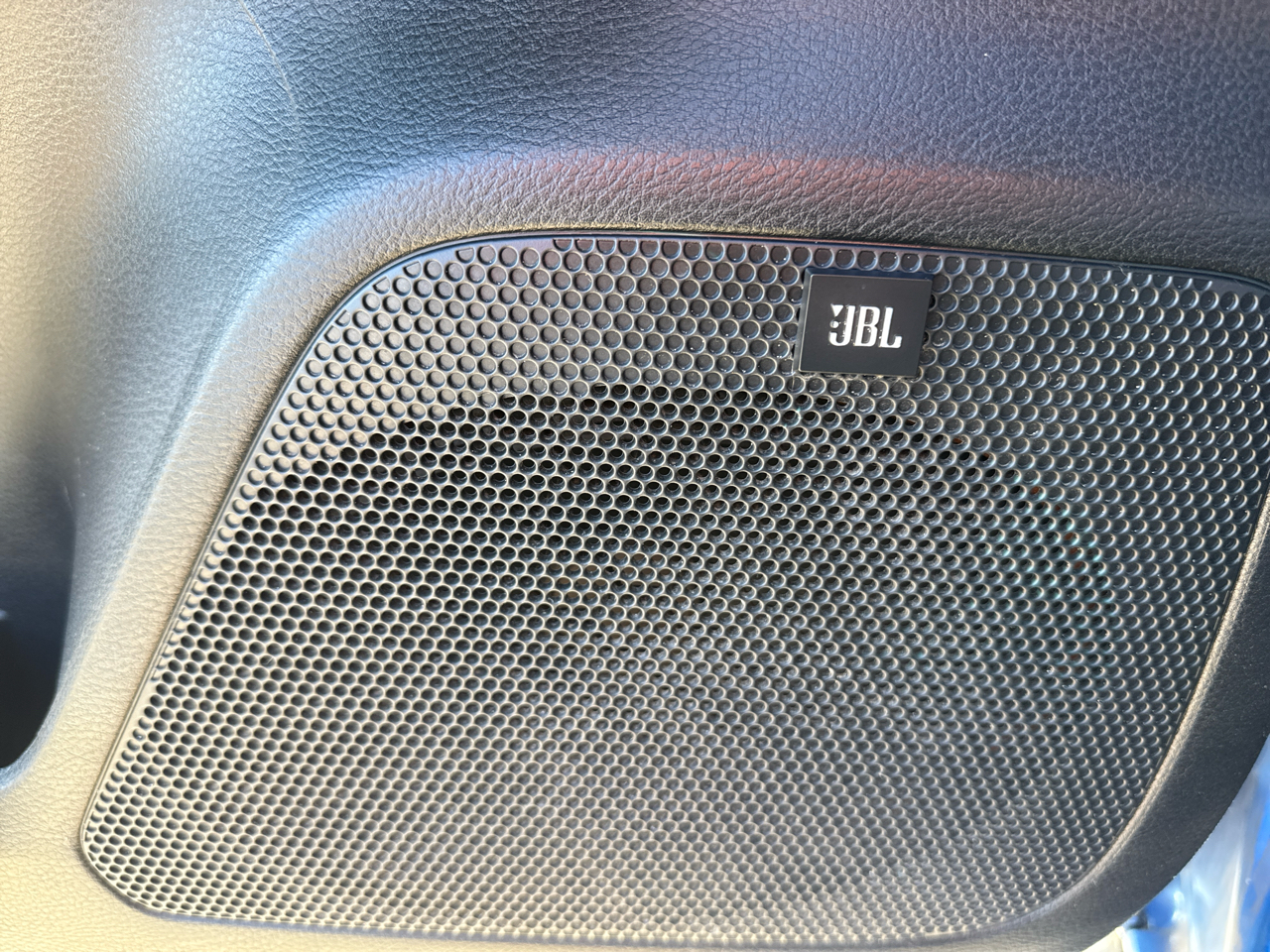 Toyota Tacoma 4WD Double Cab V6 AT Limited (Natl) 2016