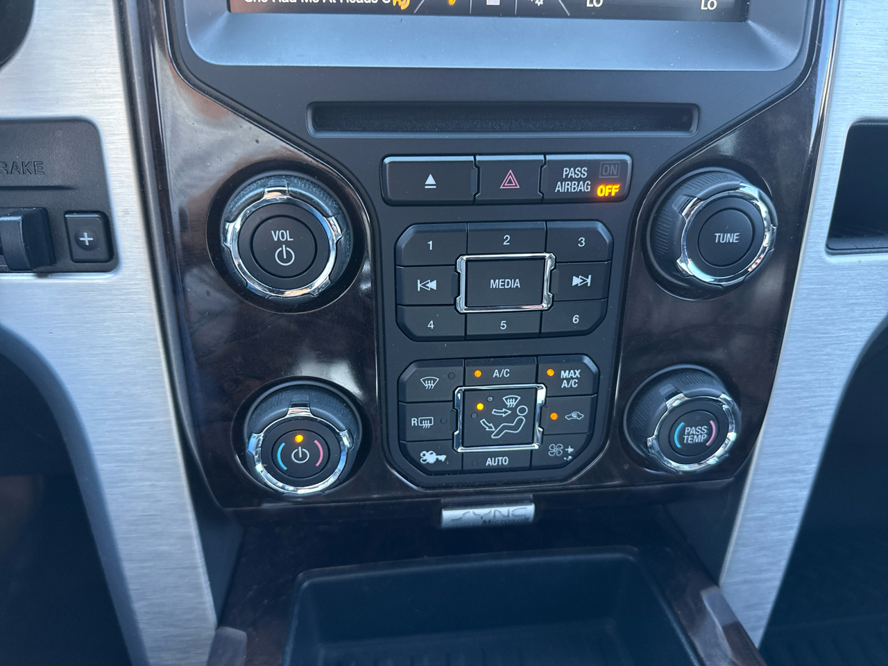 Ford F-150 Platinum SuperCrew 4WD 2013