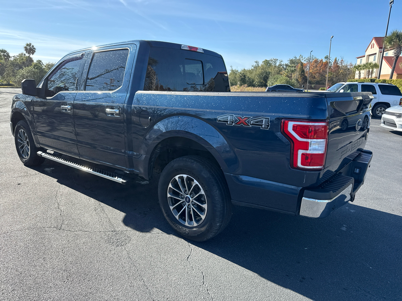 Ford F-150 XLT SuperCrew Short Bed 4WD 2019