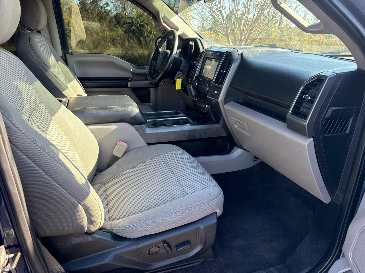 Ford F-150 XLT SuperCrew Short Bed 4WD 2019