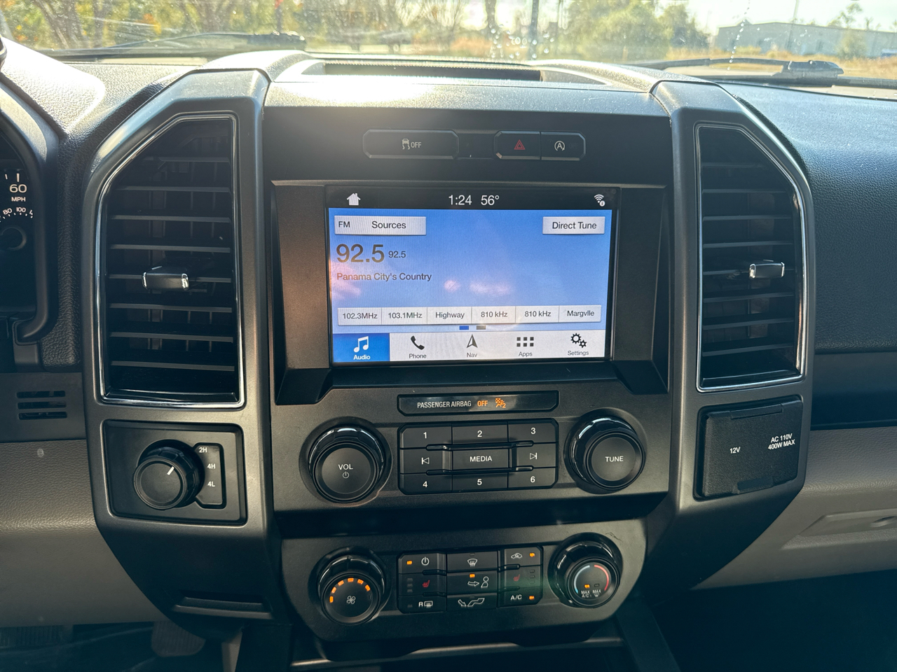 Ford F-150 XLT SuperCrew Short Bed 4WD 2019