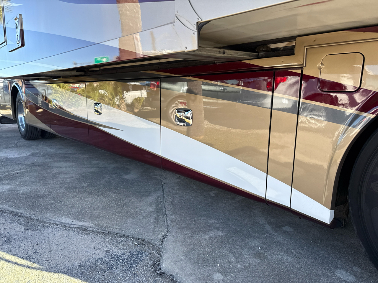 Tiffin Motorhomes Allegro  2019