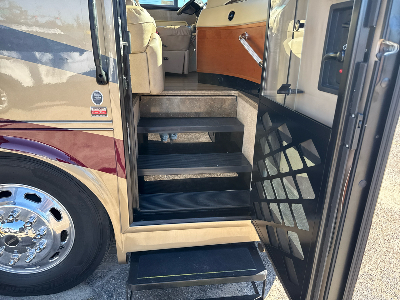 Tiffin Motorhomes Allegro  2019
