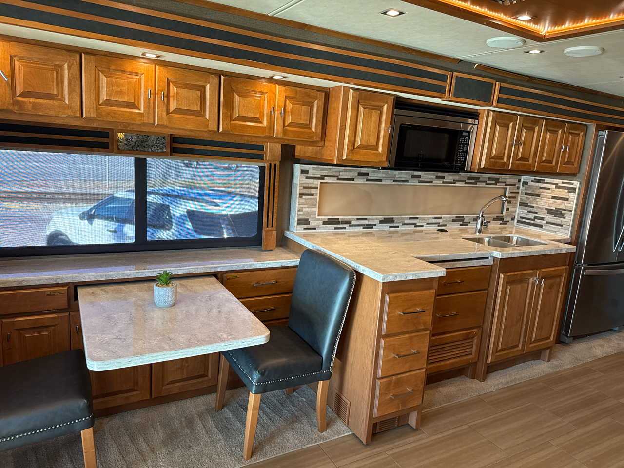 Tiffin Motorhomes Allegro  2019