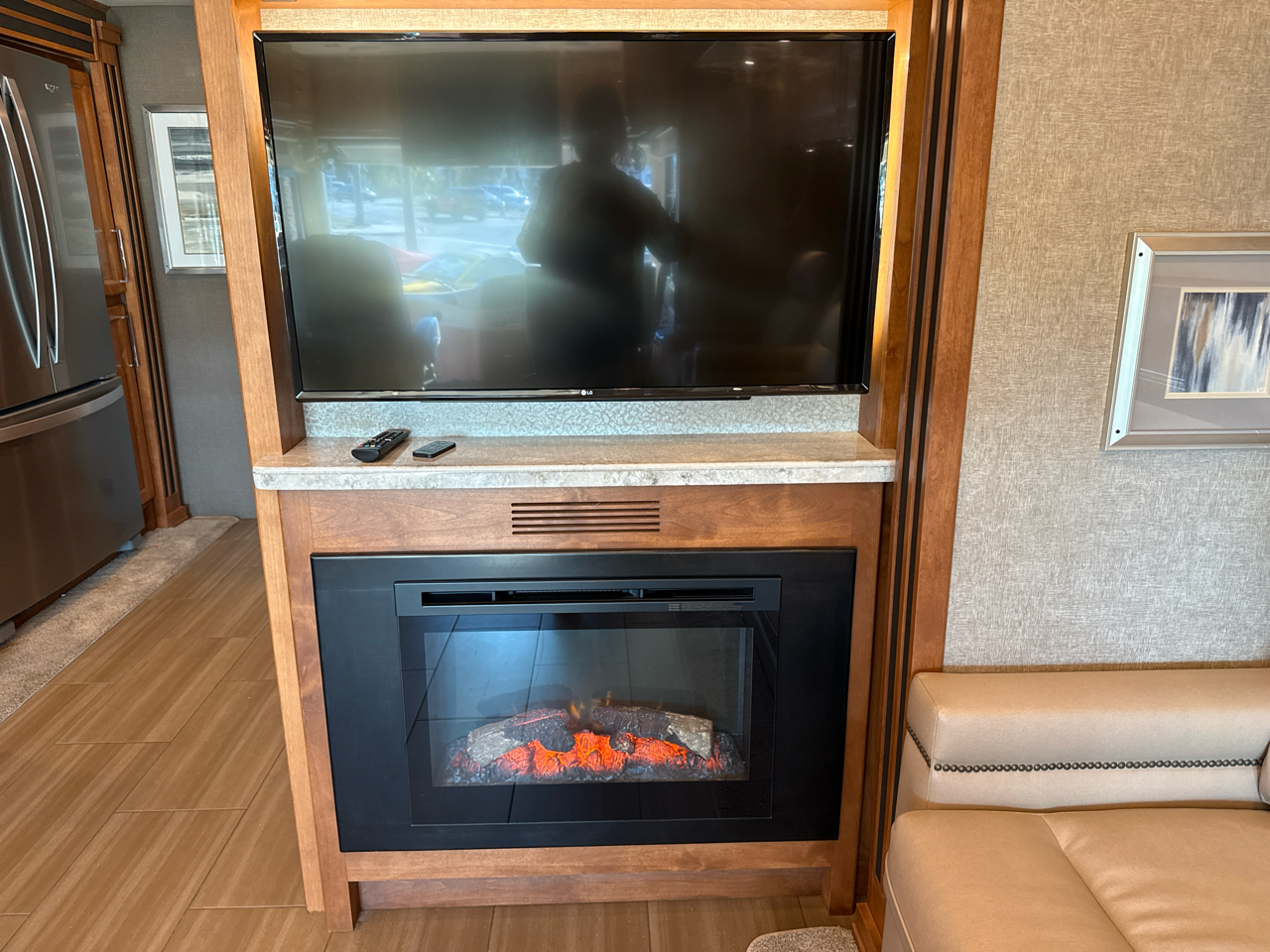 Tiffin Motorhomes Allegro  2019