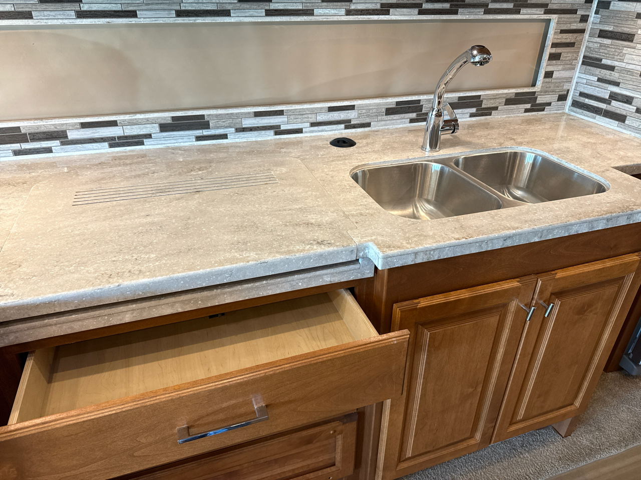 Tiffin Motorhomes Allegro  2019