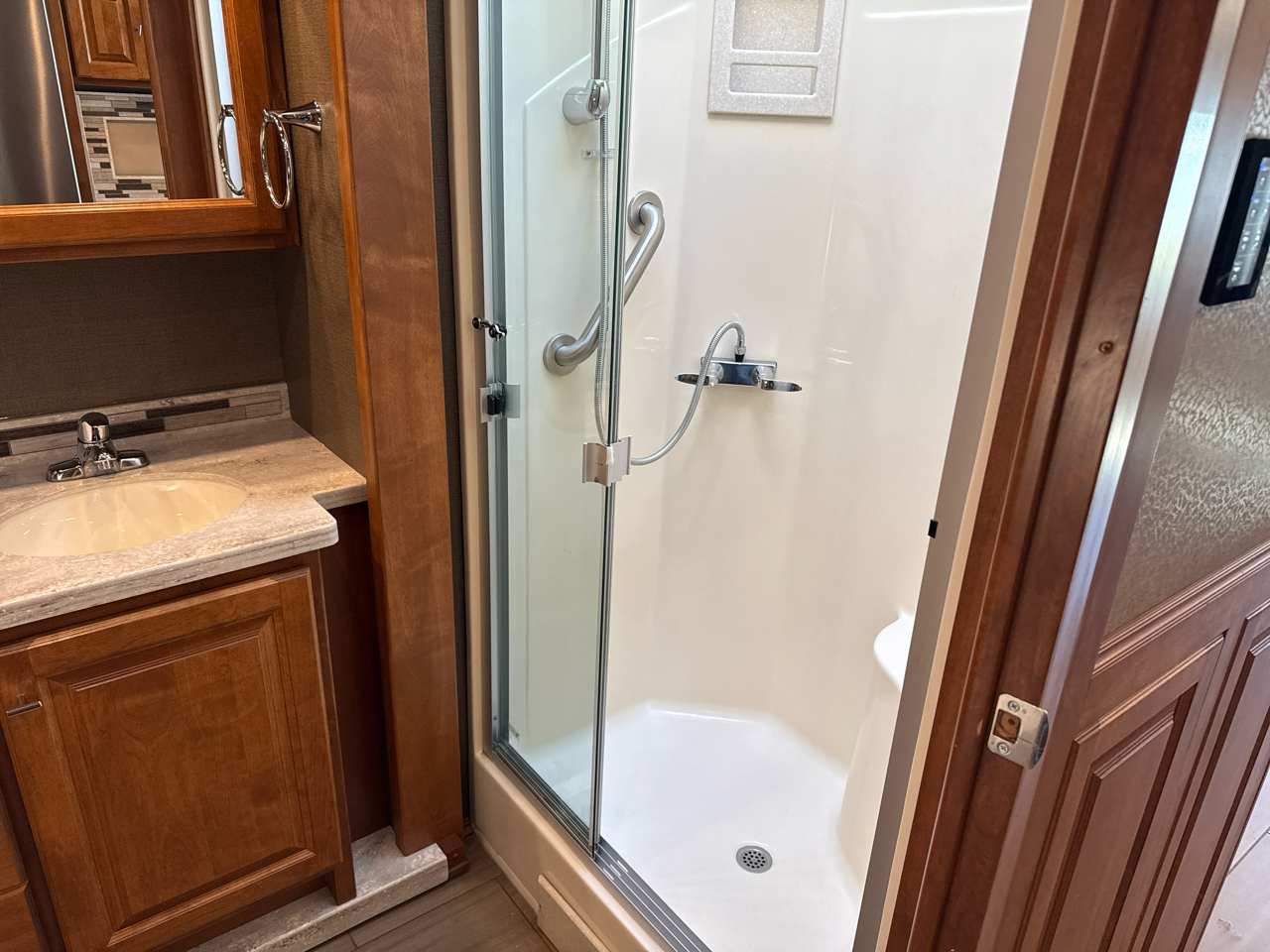 Tiffin Motorhomes Allegro  2019