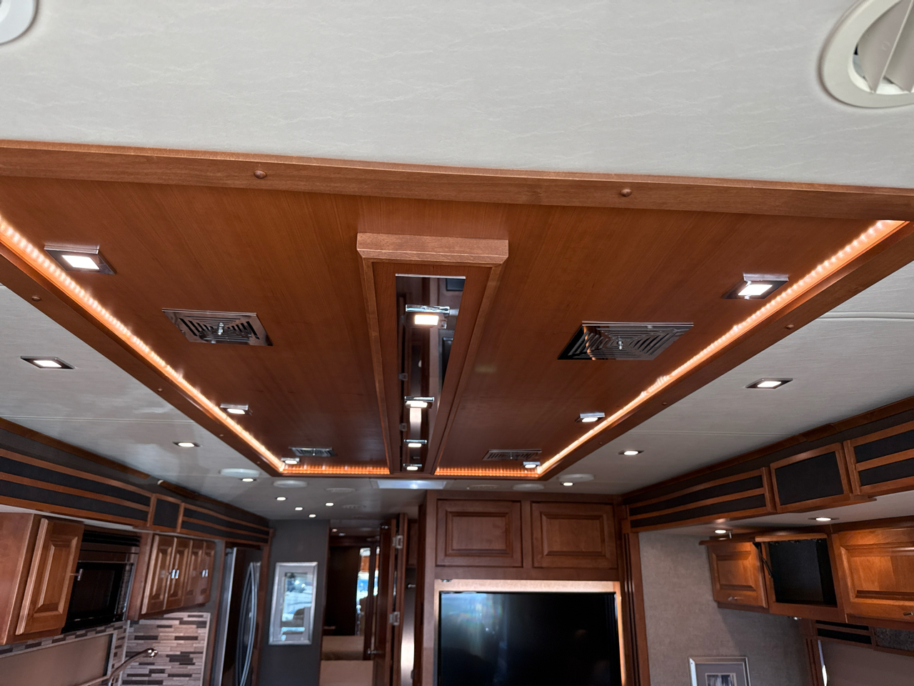 Tiffin Motorhomes Allegro  2019