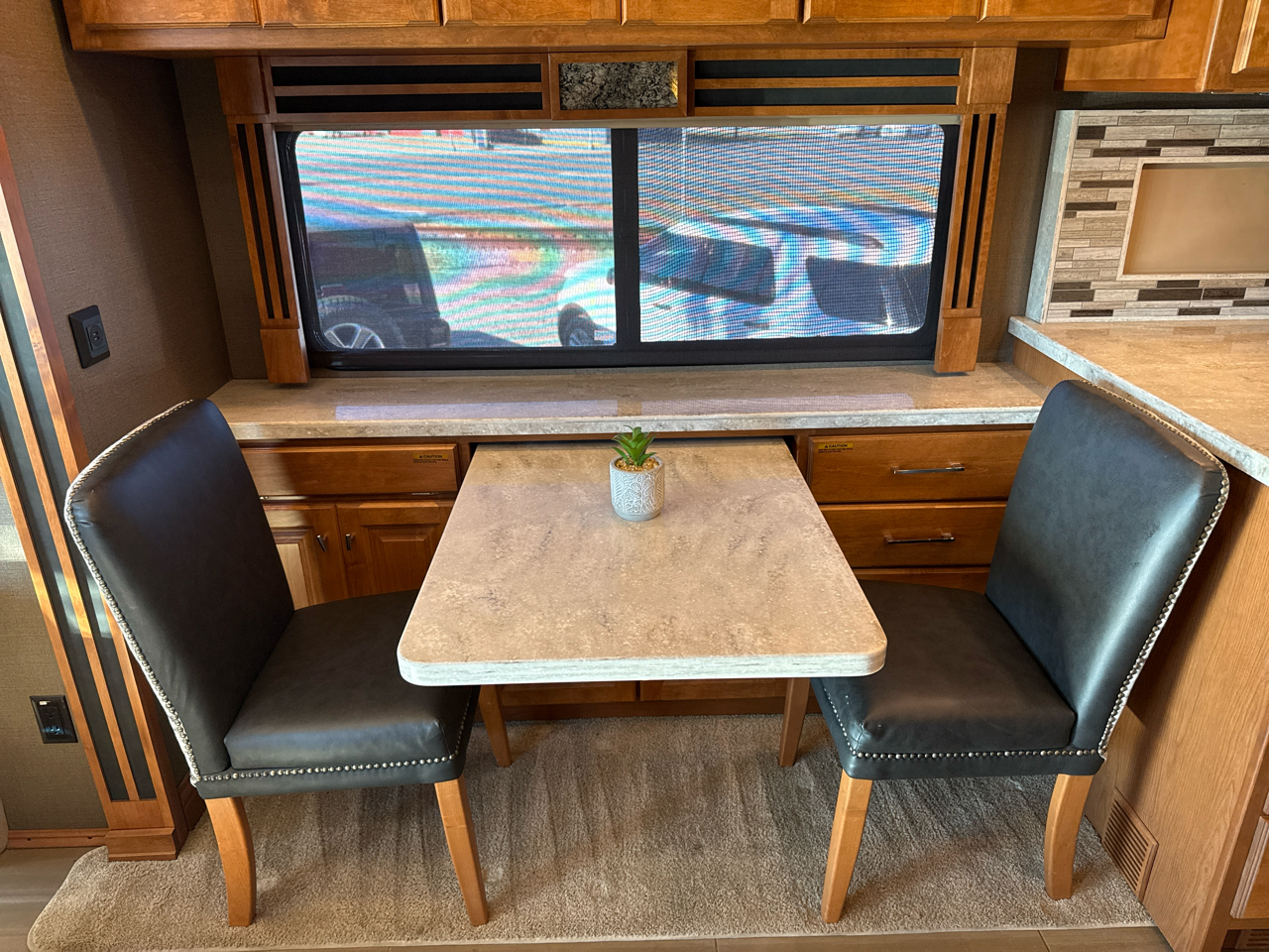 Tiffin Motorhomes Allegro  2019
