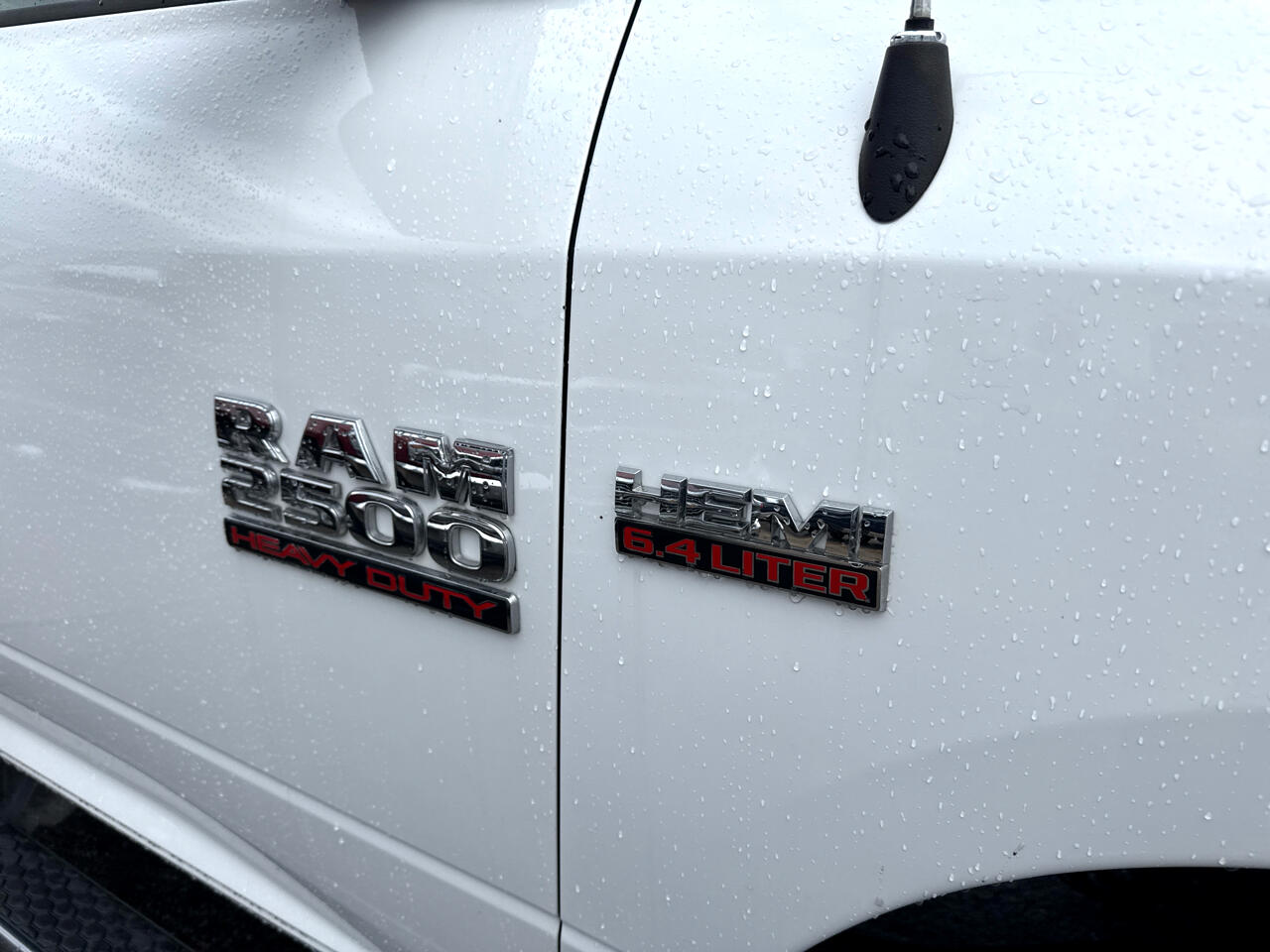 RAM 2500 Tradesman 4x4 Crew Cab 6'4" Box 2018