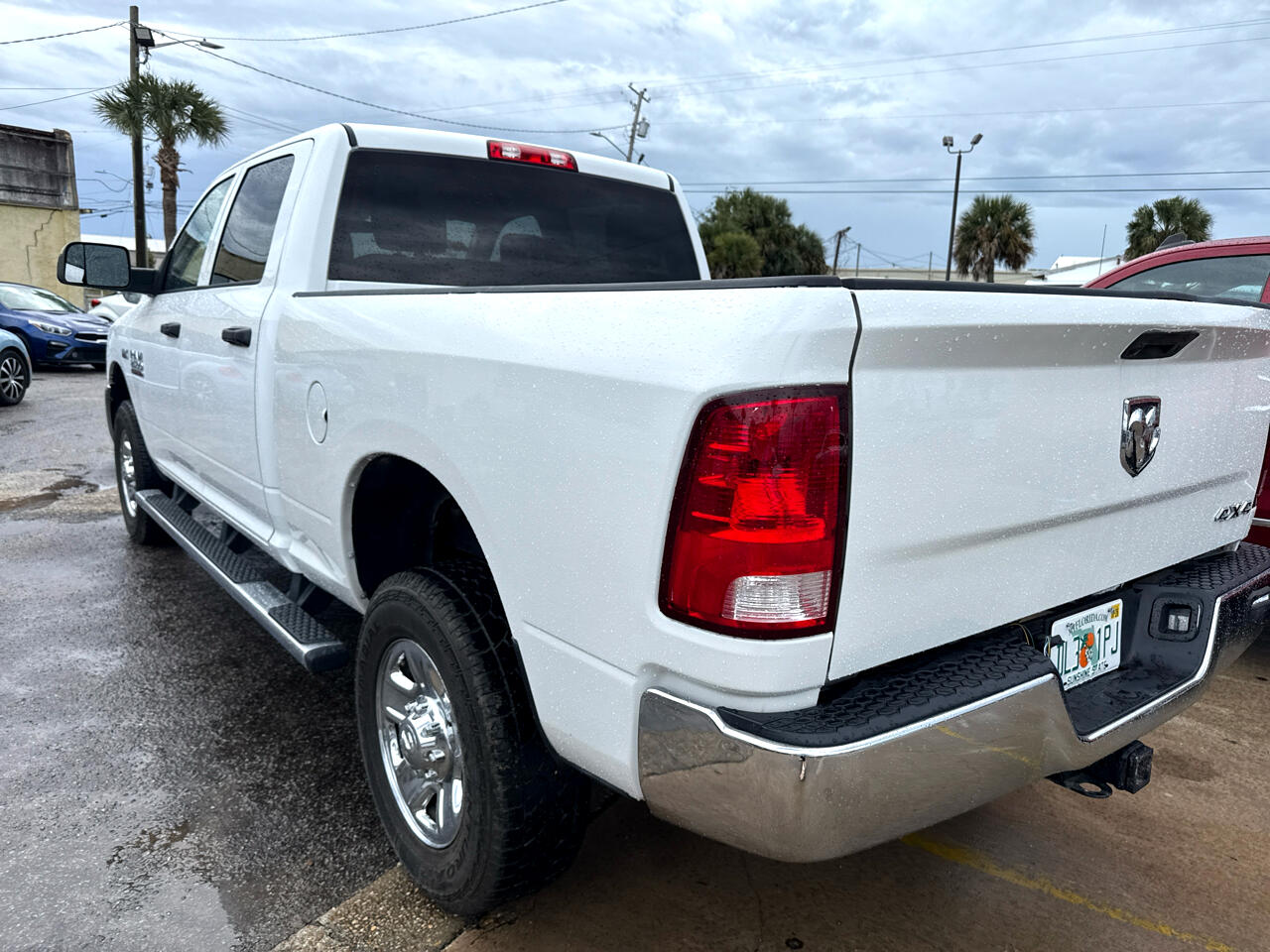 RAM 2500 Tradesman 4x4 Crew Cab 6'4" Box 2018