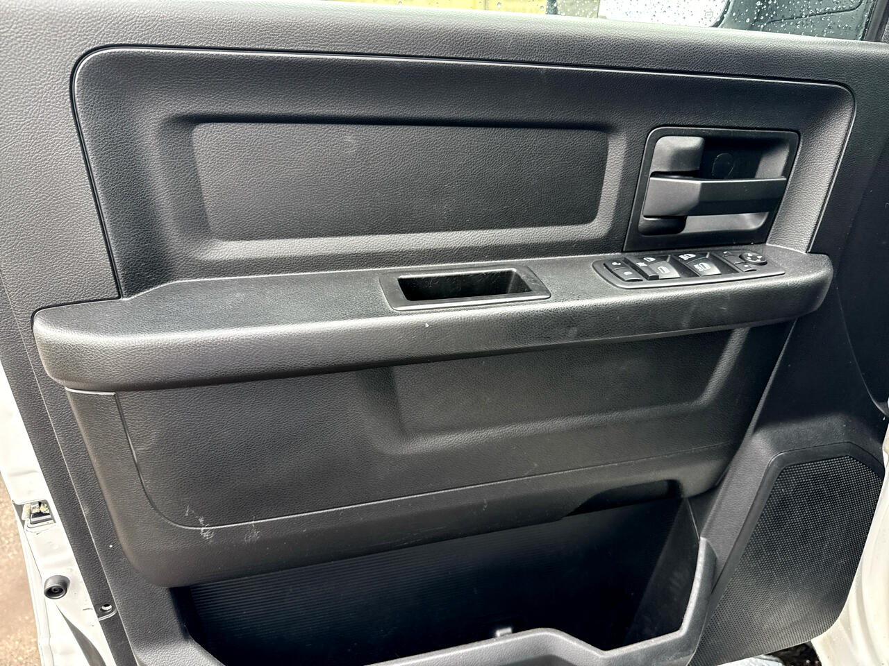 RAM 2500 Tradesman 4x4 Crew Cab 6'4" Box 2018