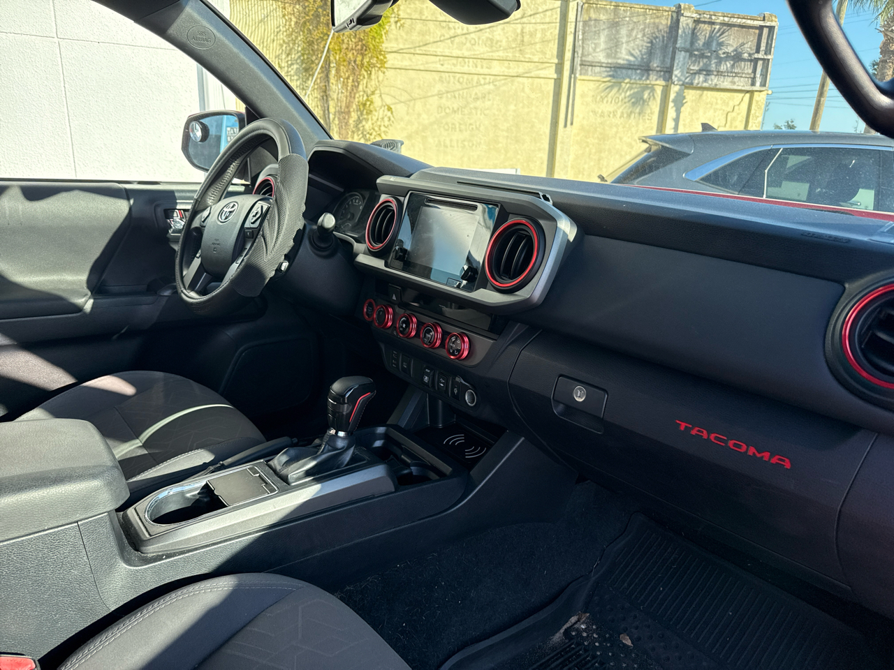 Toyota Tacoma TRD Off Road Double Cab 5' Bed V6 4x4 MT (Natl) 2018