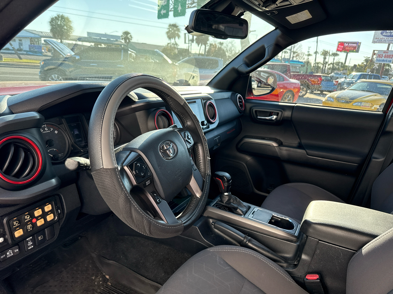 Toyota Tacoma TRD Off Road Double Cab 5' Bed V6 4x4 MT (Natl) 2018