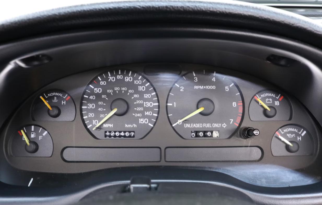 Ford Mustang 2dr Convertible GT 1994