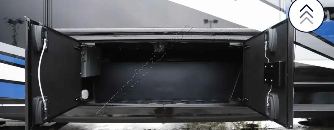 Ford F-600 Super Duty Chassis  2022