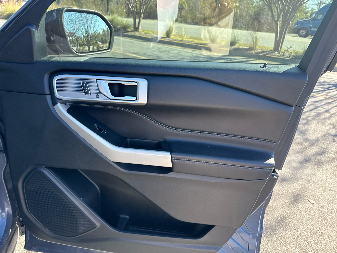 Ford Explorer Limited RWD 2021