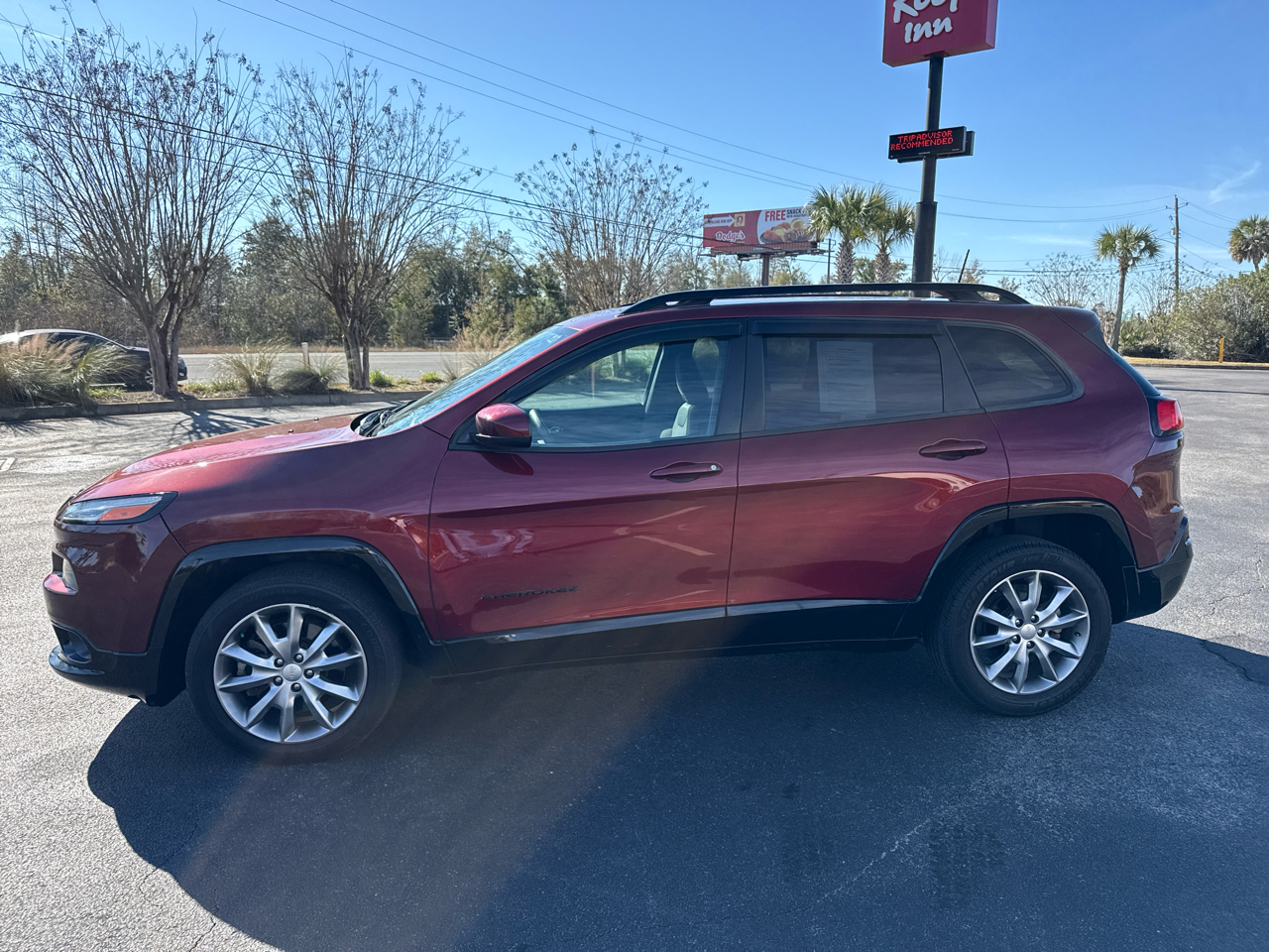 Jeep Cherokee Latitude Tech Connect FWD 2018