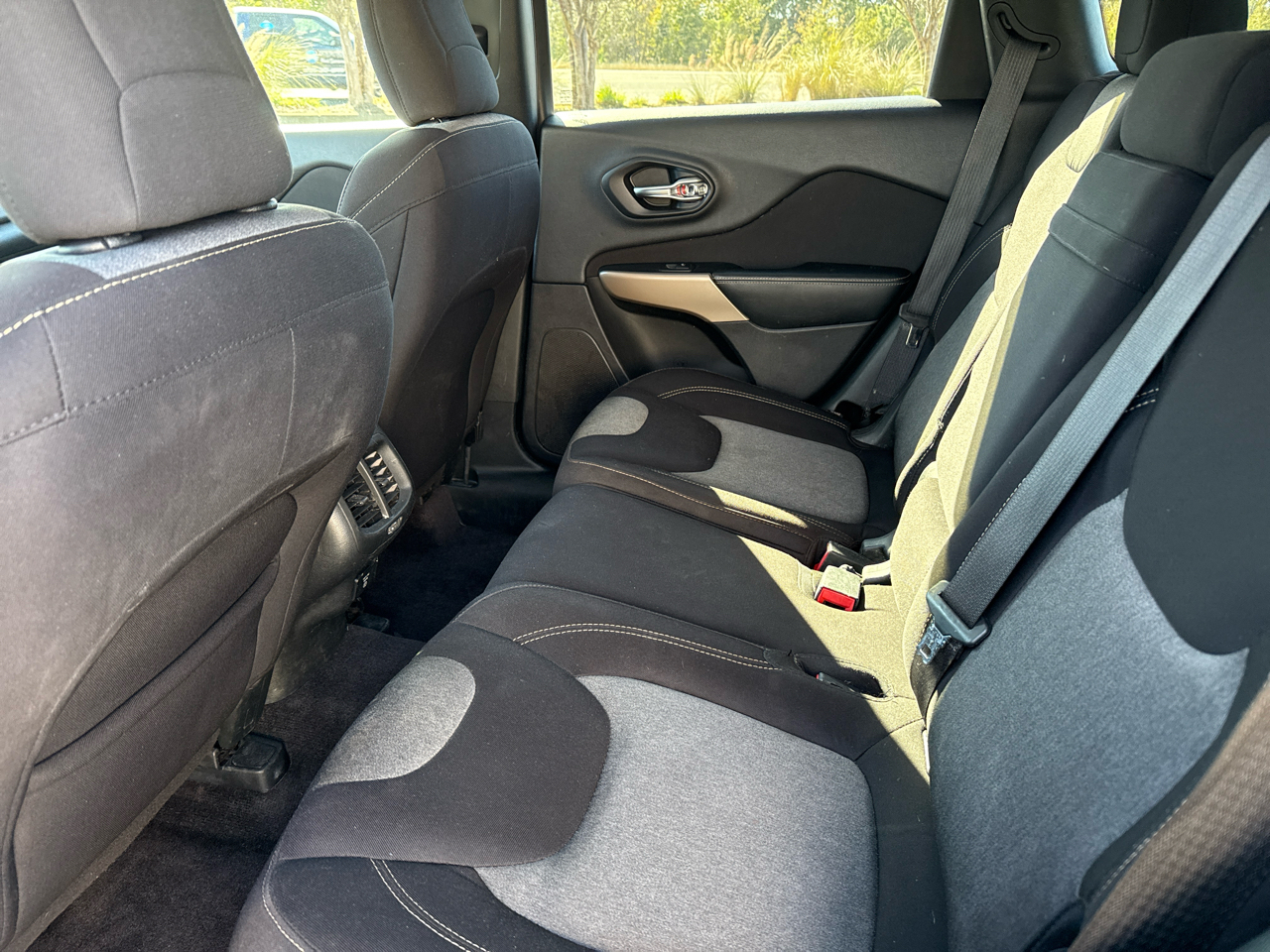 Jeep Cherokee Latitude Tech Connect FWD 2018