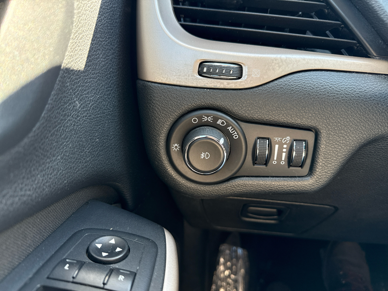 Jeep Cherokee Latitude Tech Connect FWD 2018