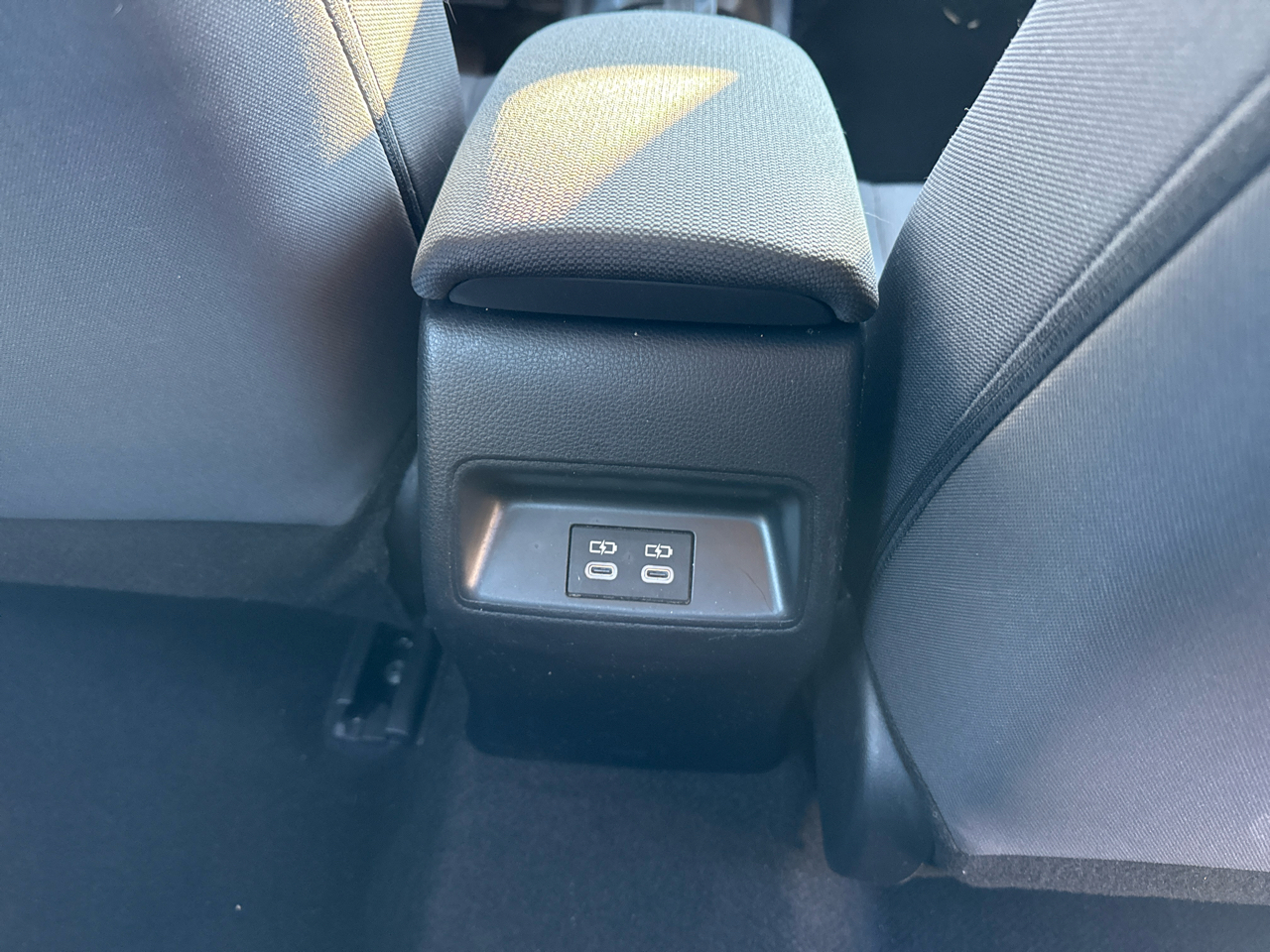 Toyota Corolla LE CVT (Natl) 2023