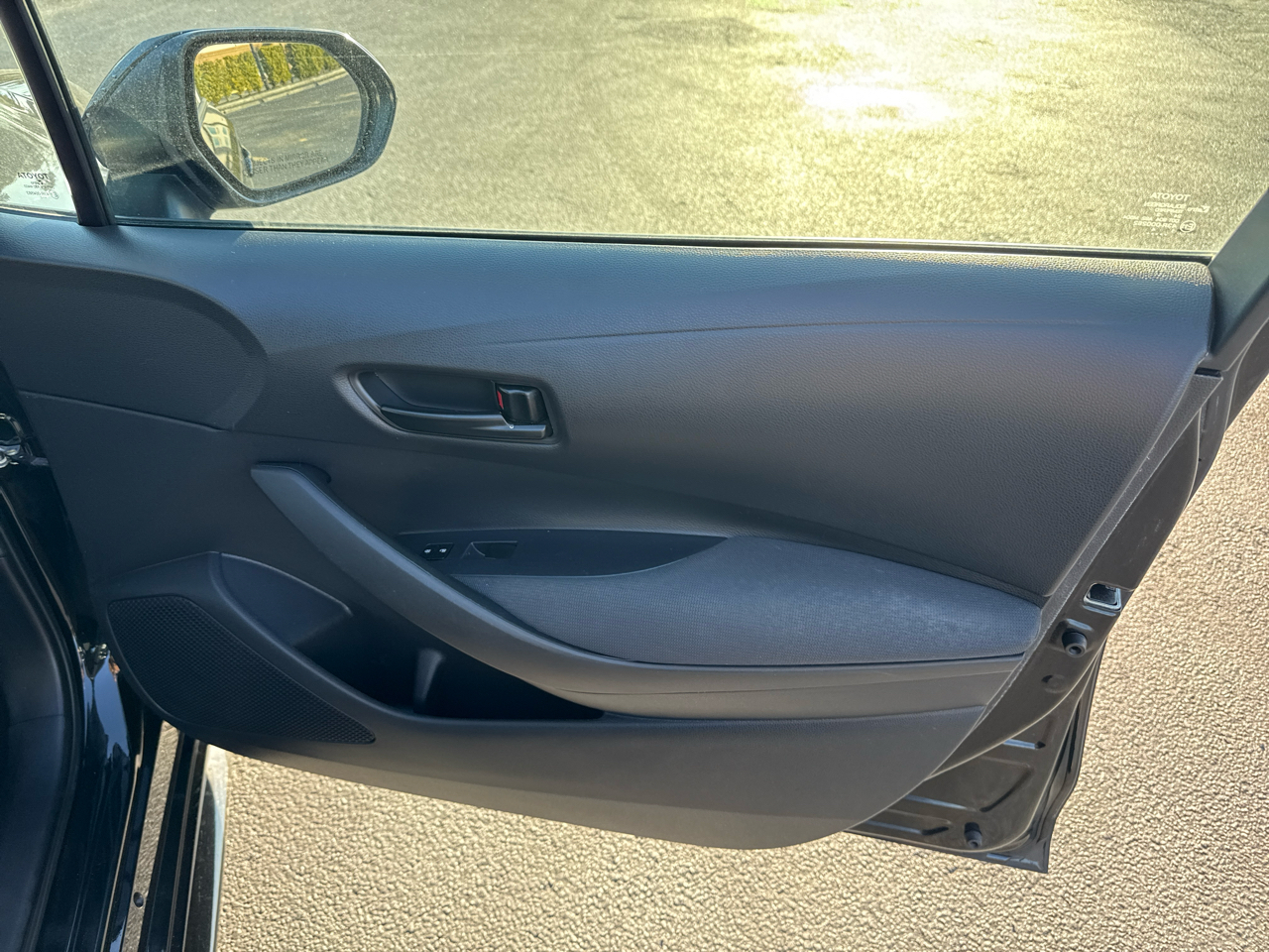 Toyota Corolla LE CVT (Natl) 2023