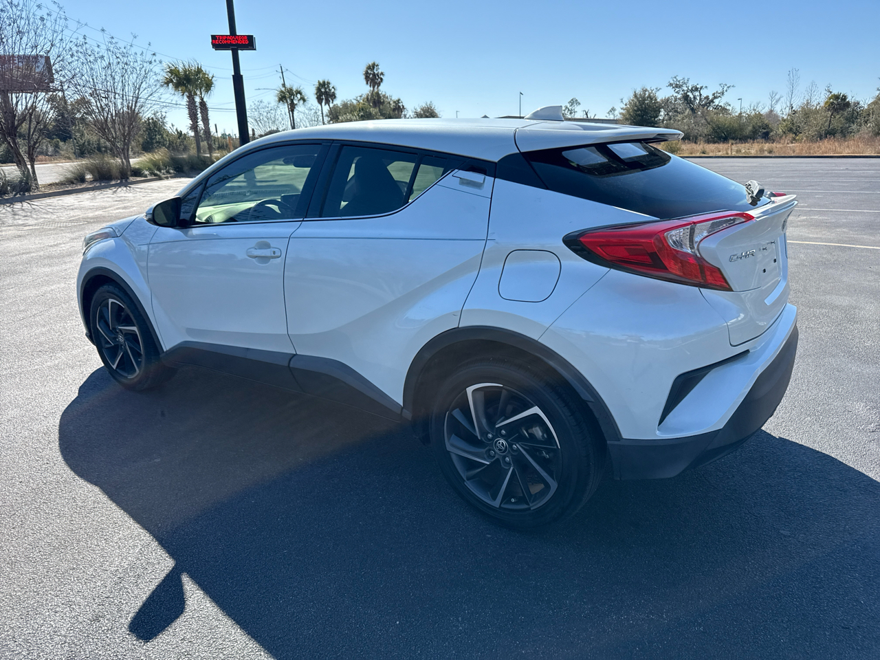 Toyota C-HR Limited FWD (Natl) 2021