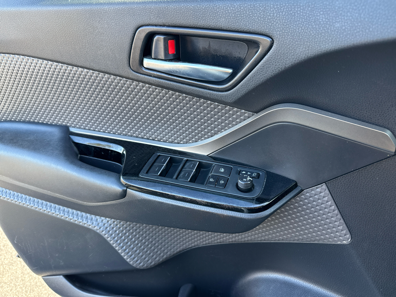 Toyota C-HR Limited FWD (Natl) 2021