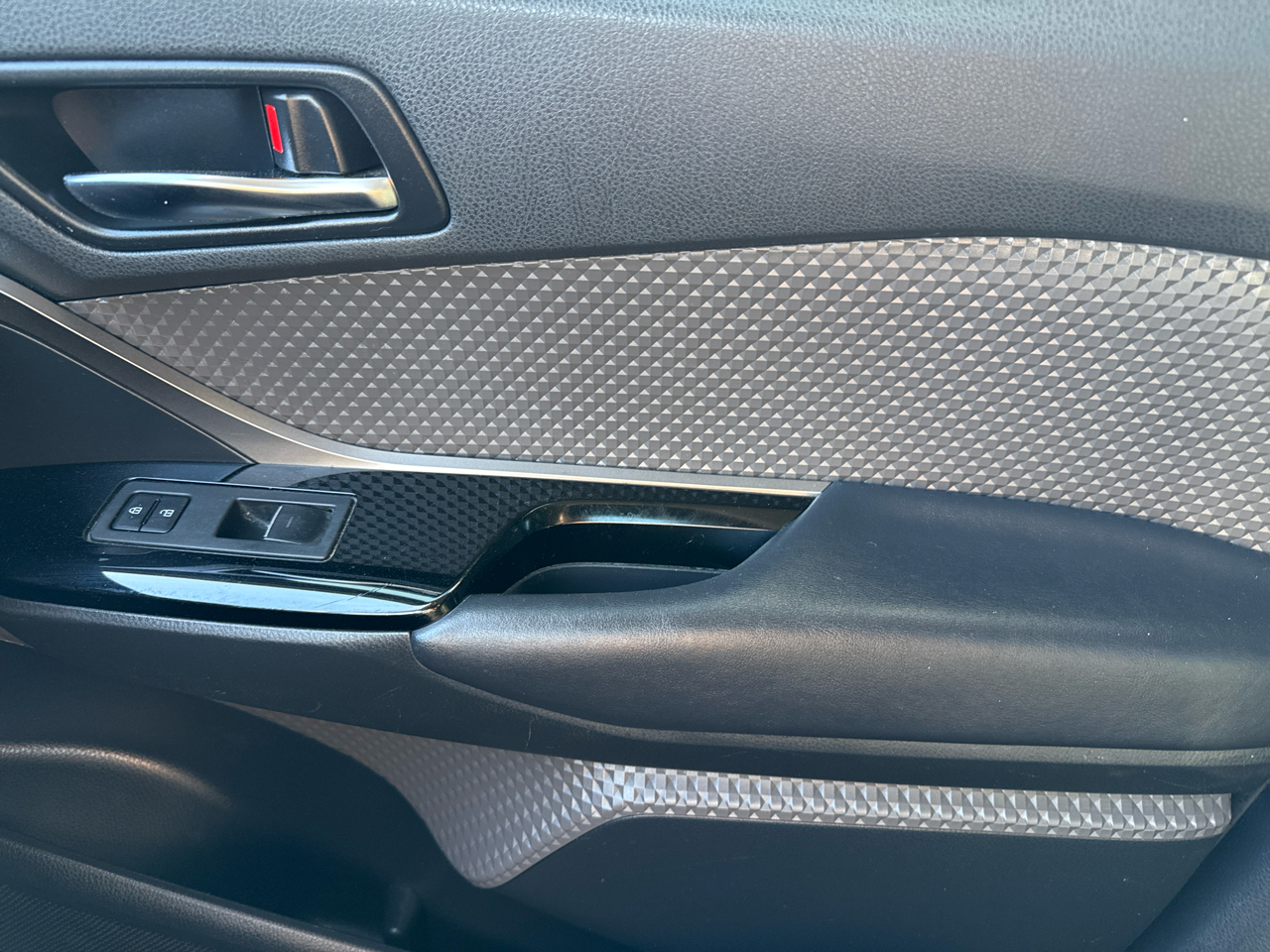 Toyota C-HR Limited FWD (Natl) 2021