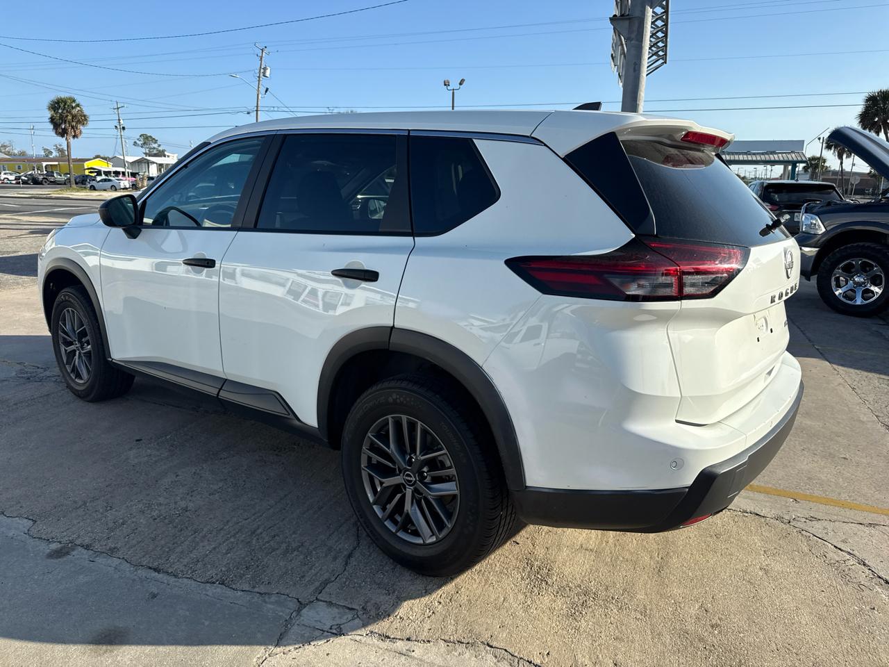 Nissan Rogue AWD S 2024