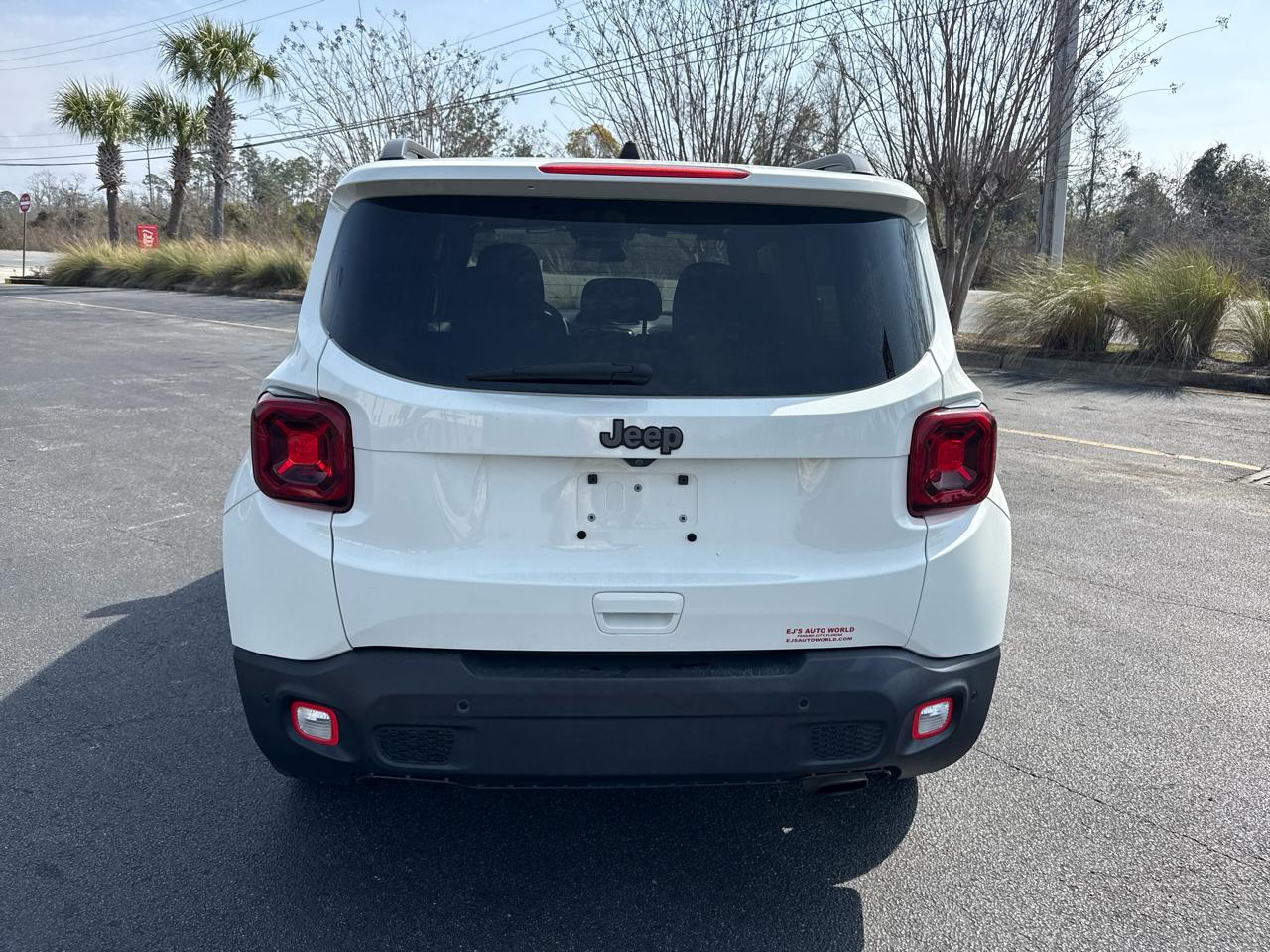 Jeep Renegade Latitude FWD 2021